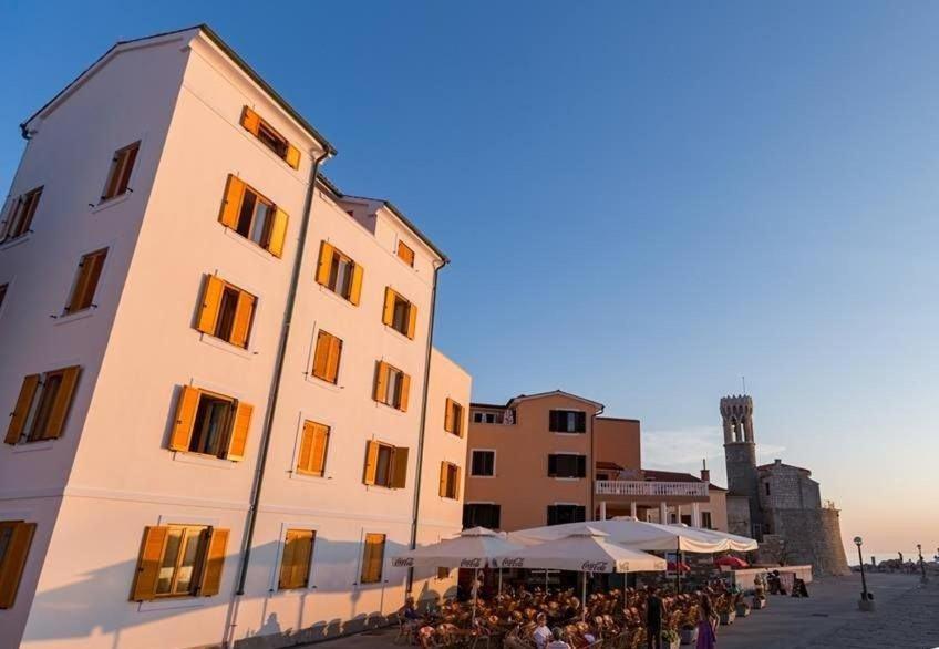 Apartments Punta Piran Bagian luar foto