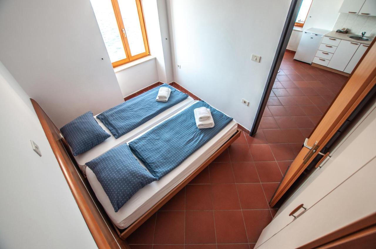 Apartments Punta Piran Bagian luar foto