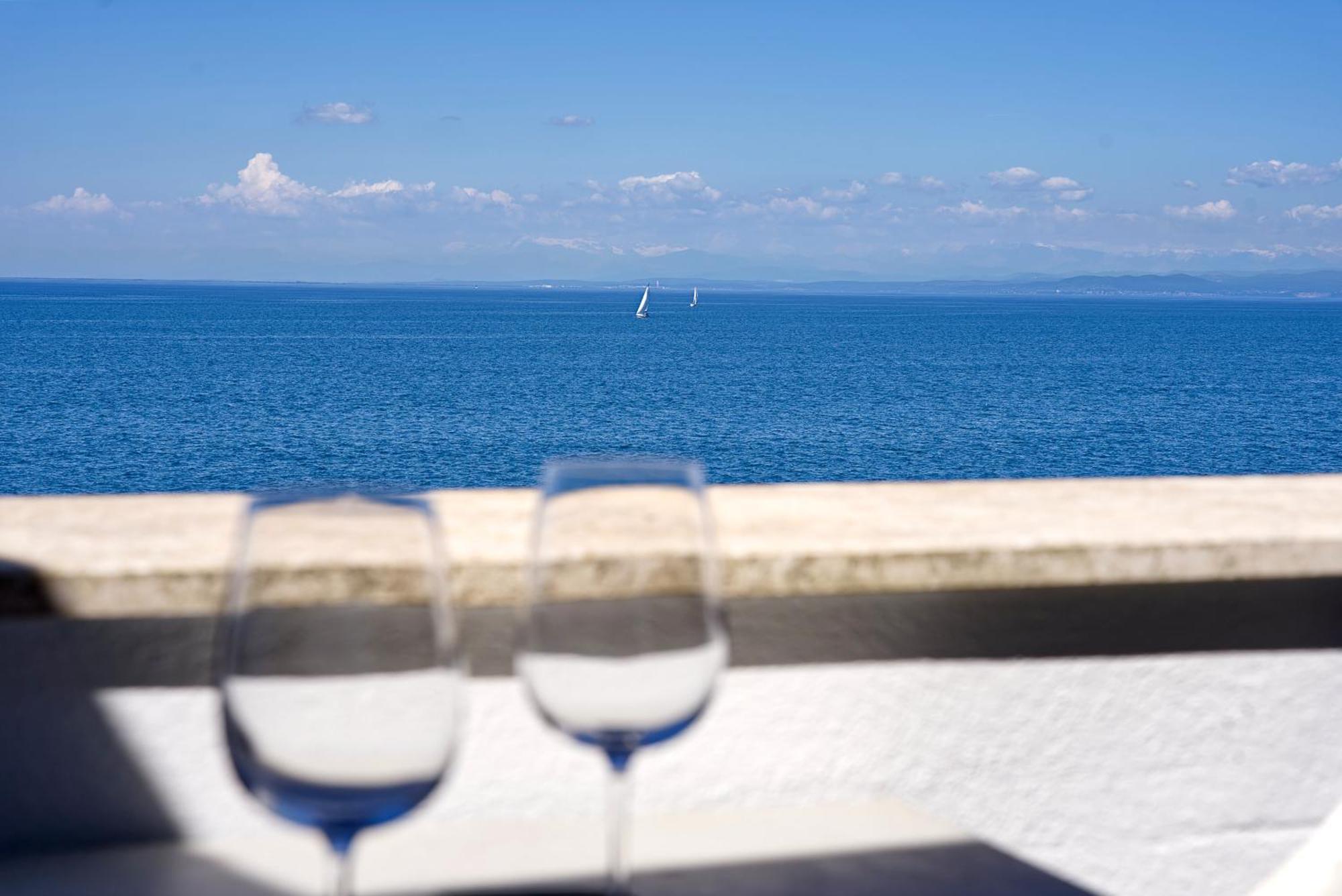 Apartments Punta Piran Bagian luar foto